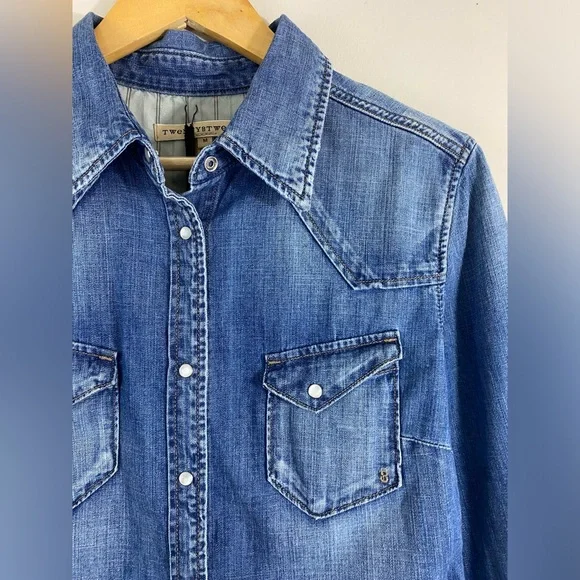 NWT Twenty8Twelve Denim Western Snap Button Shirt Women’s Size M Indigo Wash - Picture 6 of 11